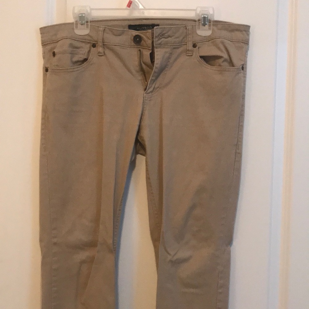 Women’s khaki